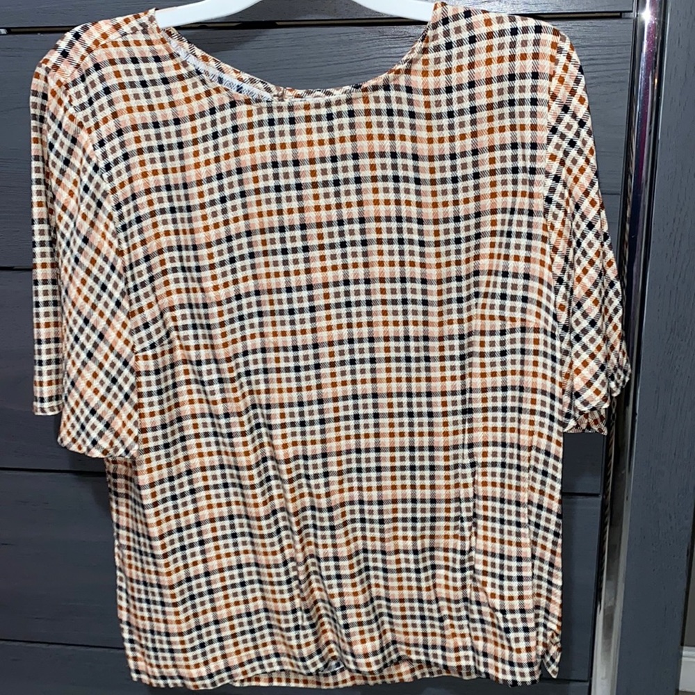 Bell sleeve top